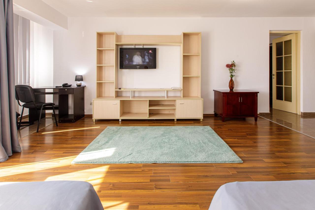 קונסטנצה Lira Pacific Aparthotel מראה חיצוני תמונה