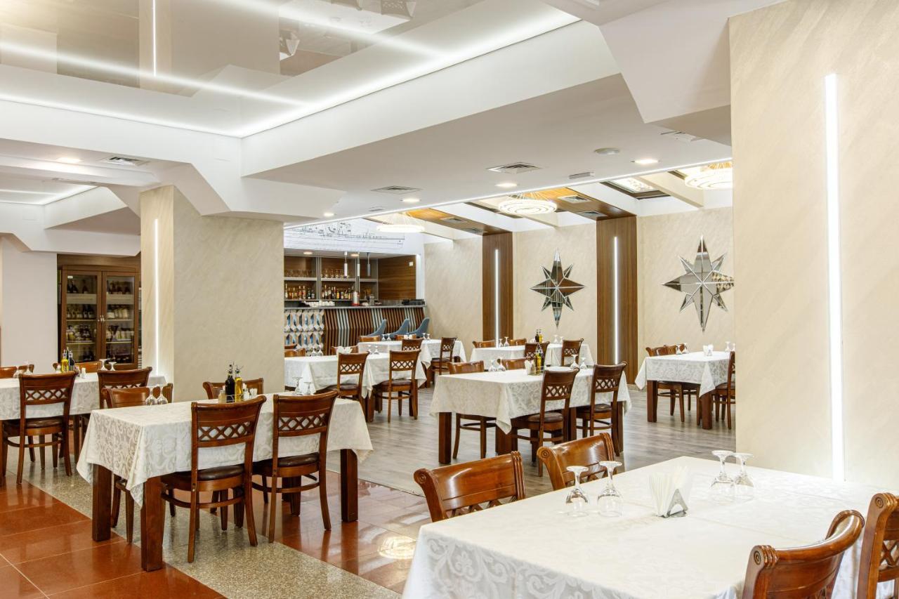קונסטנצה Lira Pacific Aparthotel מראה חיצוני תמונה